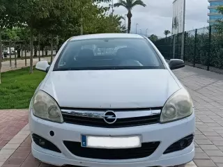 Se vende Opel Astra  Motor 1.7 cdti 100cv