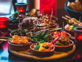 ZONA CIUTAT VELLA RESTAURANTE-KEBAB TRASPASO