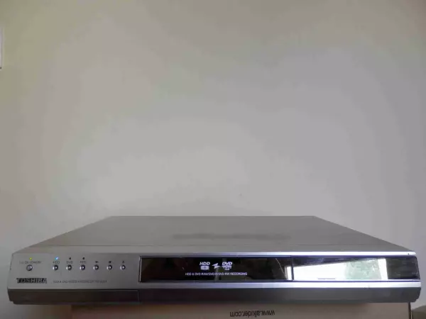 REPRODUCTOR GRABADOR HDD-DVD TOSHIBA + MANDO