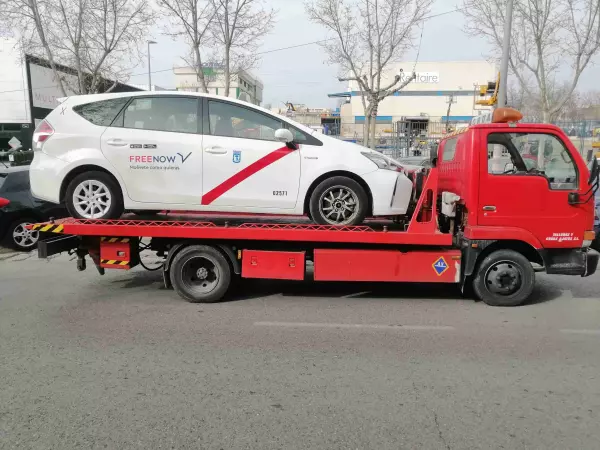 Grua barata en Madrid sesvicio