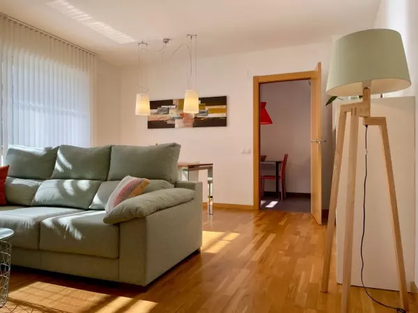 PISO 4 HABITACIONES EN SANT ADRIÀ DEL BESÓS FEC93001