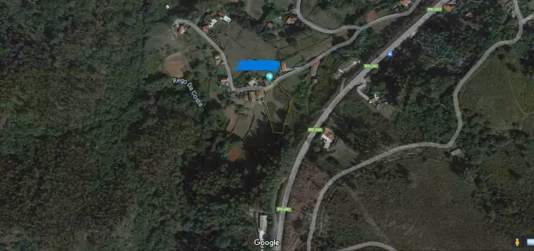 terreno edificable se puede dividir en 2 parcelas