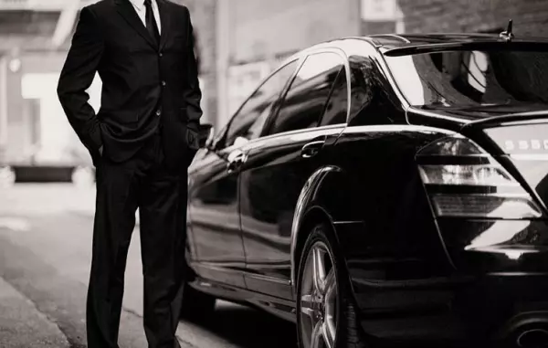 Vendo Licencia de VTC  de Catalunya. Contacte para m