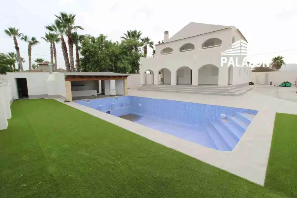 Chalet en venta en Catral