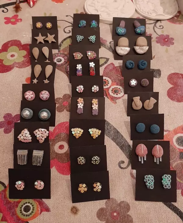 Pendientes de pasta de arena