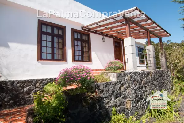 ID-238  Casa unifamiliar  con suelo Urbano en Villa de Mazo