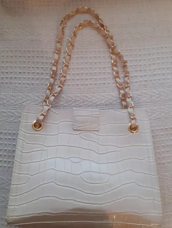 Rebajas 50% en bolsos ultima