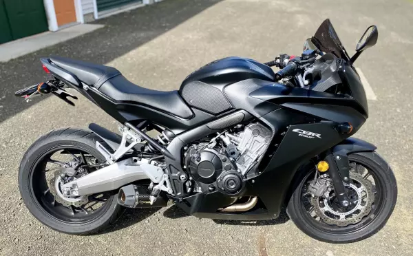 Bicicleta deportiva Honda 2016 CBR 650F ABS