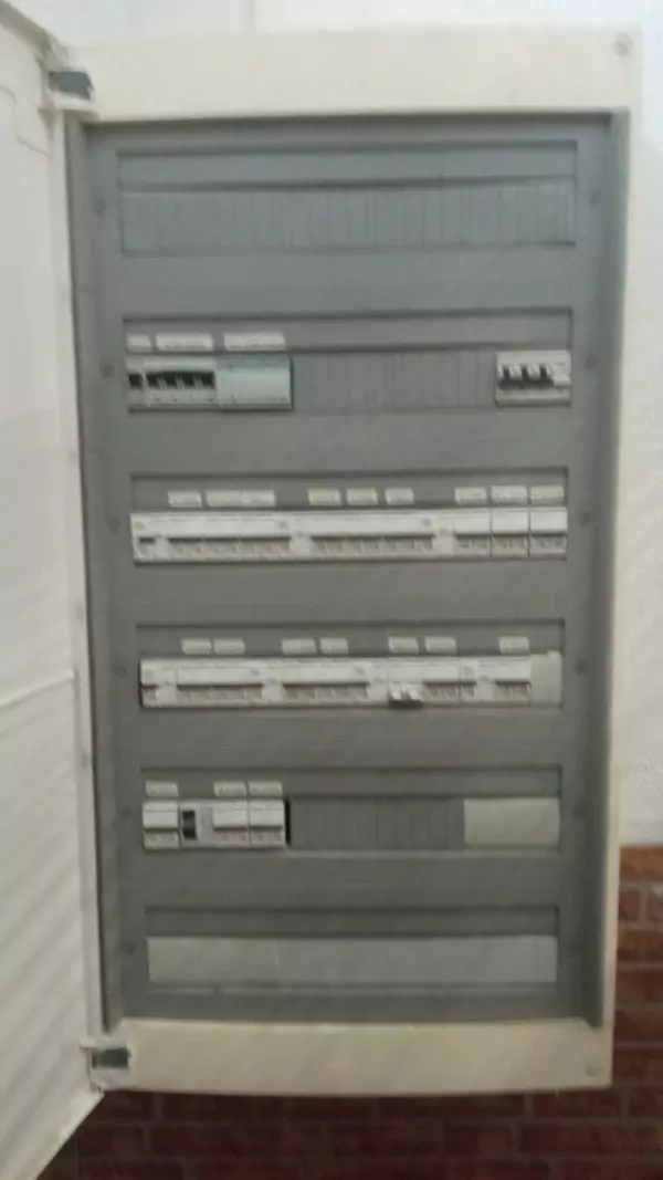 Electricista De Urgencias 24 Horas Sevilla Y Alrrededores