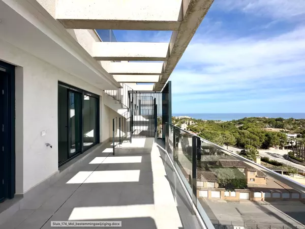 ATICO DE 3 HABITACIONES 2 BAÑOS EN ORIHUELA COSTA ( CAMPOAMOR ) ALICANTE