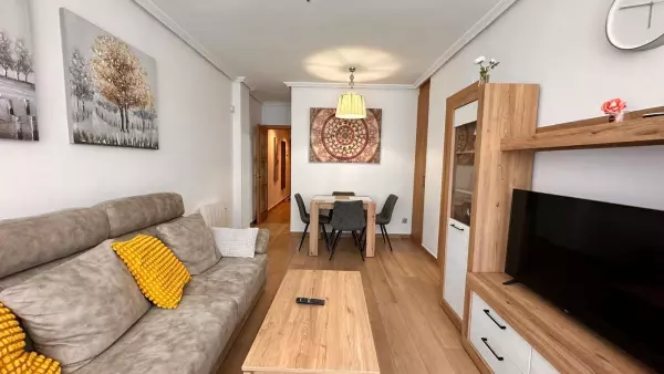 Apartamento en Centro de Torrevieja Reformado de 2 habitaciones  con licencia turistica