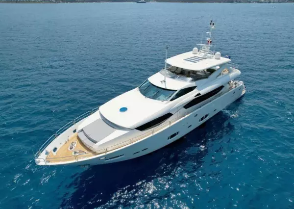 2010 Sunseeker 30M Yacht PALADYUM
