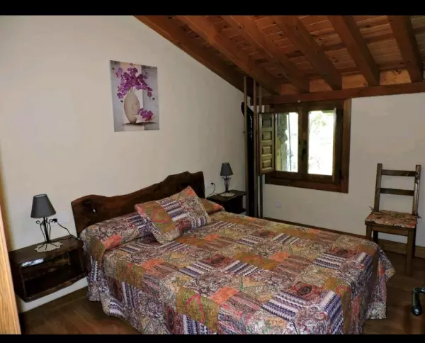 SE ALQUILA, CABAÑA PASIEGA LA HIRRIRIA