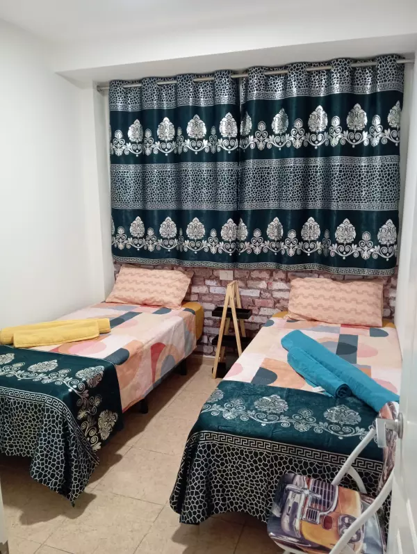 Habitación privada para alquilar en piso compartido