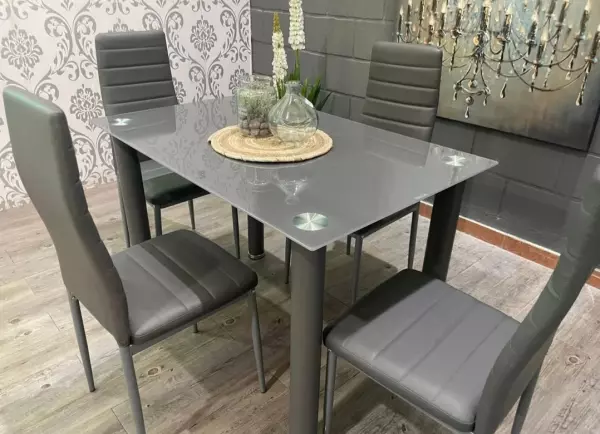 MESA + 4 Sillas