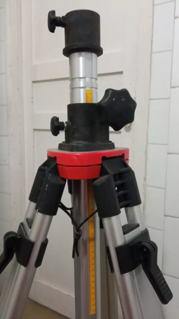 Trípode profesional para topografía