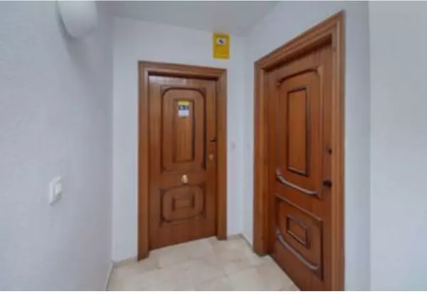 3 DORMITORIOS, 2 baños, actualizar