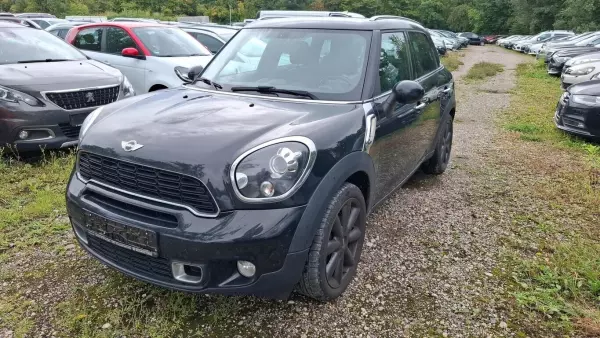 MINI COOPER S COUNTRYMAN ALL4 JCW (2014)