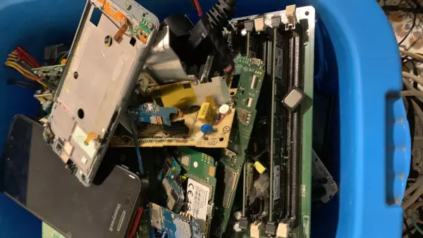 Recogida de chatarra electrónica