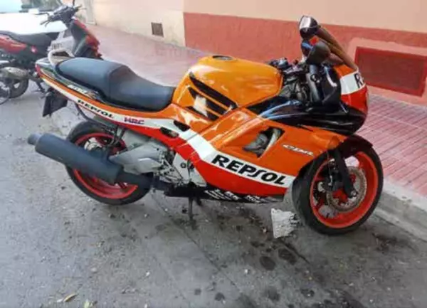 Honda CBR 600 f