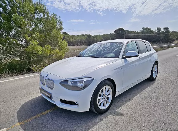 BMW 118D 143CV 5P URBAN 8V Automatic. AÑO: 2012 KM: 204.807.
