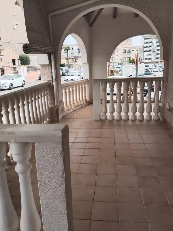 ALQUILER ANUAL ADOSADO MONOVAR