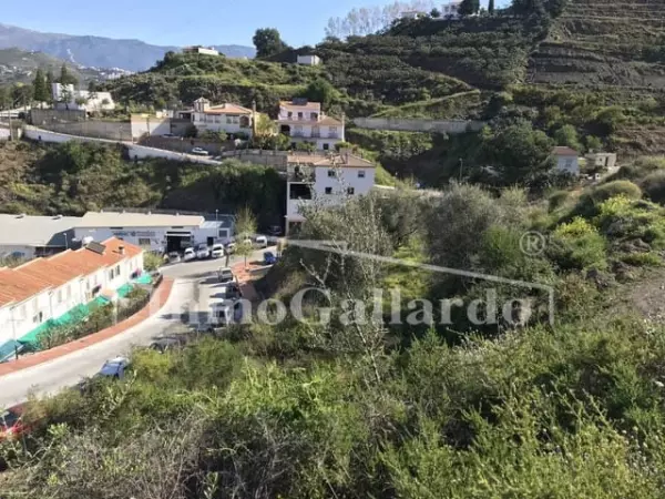 Building Plot en Sayalonga