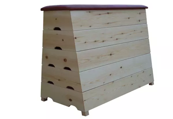 Plinton (Esc. Toledo) Senior, 5 segmentos Piramidal. 140x40x105 cm. Tapizado sintético