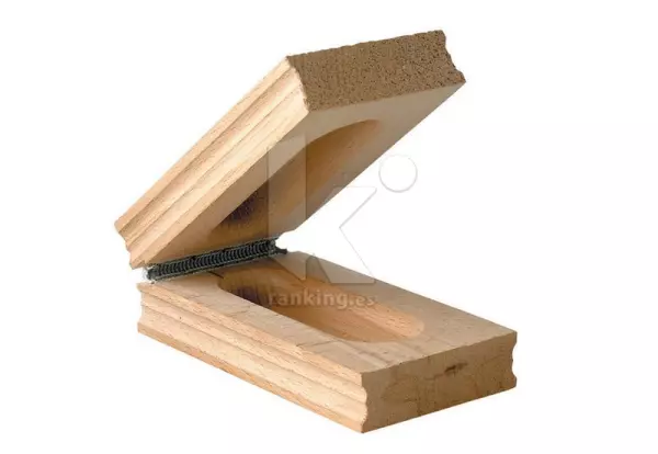 CLAQUETA DE SALIDA