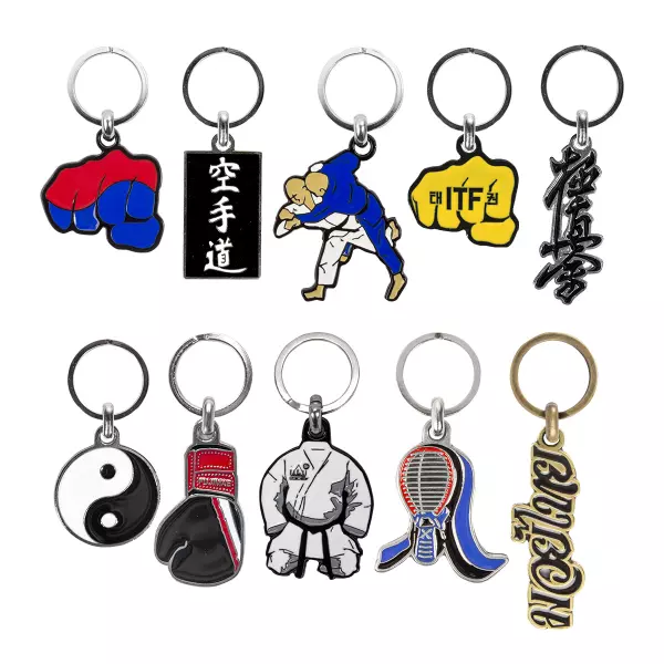 Llavero Esmaltado. Karate