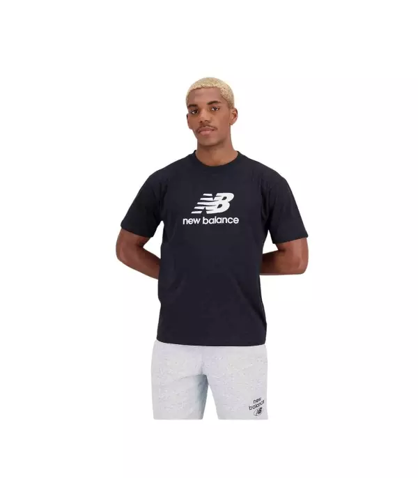 Camiseta new balance essentials stacked logo mt31541