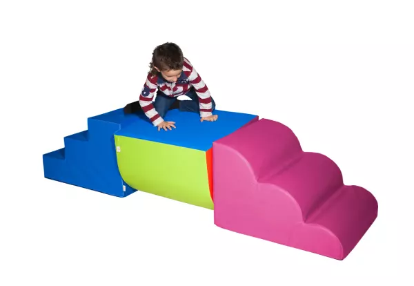 CONJUNTO ESCALERAS GUARDERIAS