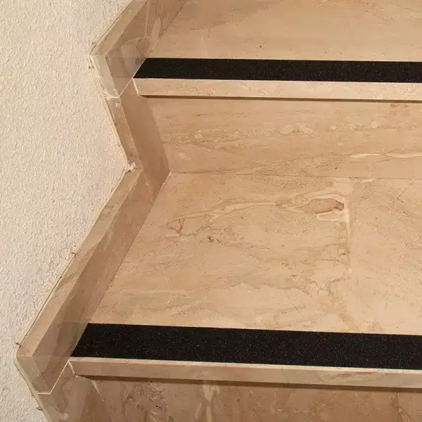 Cinta antideslizante adhesiva negra ESCALERAS