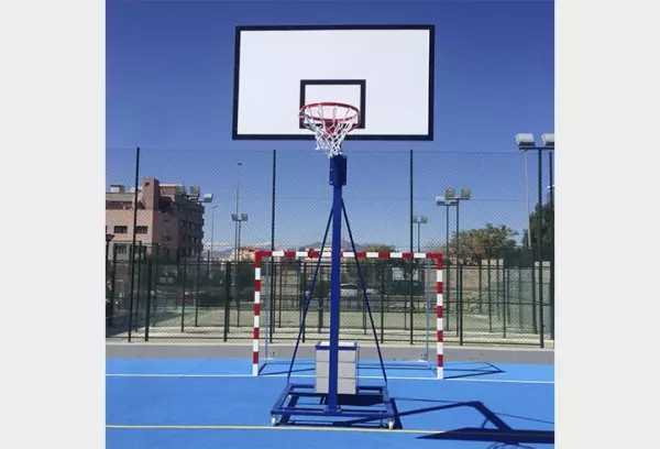 Canastas baloncesto escolares y minibasket con base “Milán