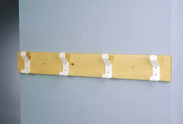 Perchero vestuario madera 1/2M