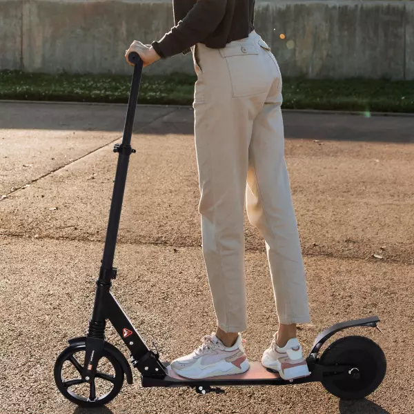 Patinete Eléctrico para Mayores de 14 Años E-Scooter Plegable Manillar Ajustable 15km/h Batería Recargable 22 6V Monopatín 150W Carga 100kg