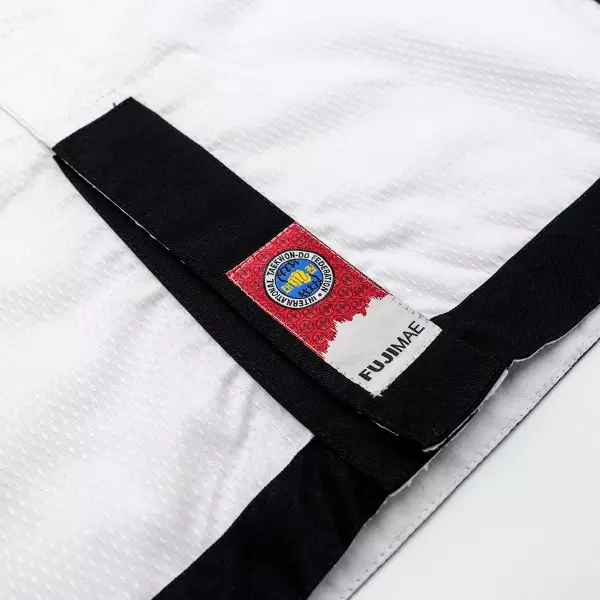 Dobok ITF Approved Training Lite Black Belt. 7 TAEKWONDO