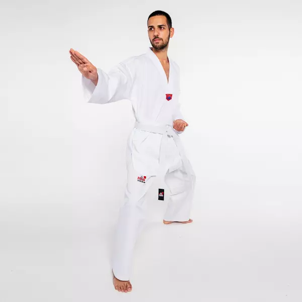 Dobok WT Training. 3 TAEKWONDO
