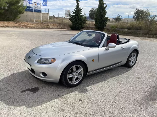Mazda mx5 NC de 1800 cc. de 126 cv impecable