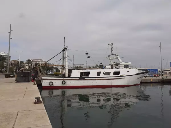 Barco arrastre