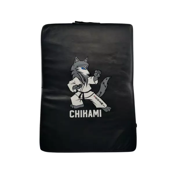 Okami Kids Kick Shields Chikami Negro ESCUDO CURVO 30X40X10 CM