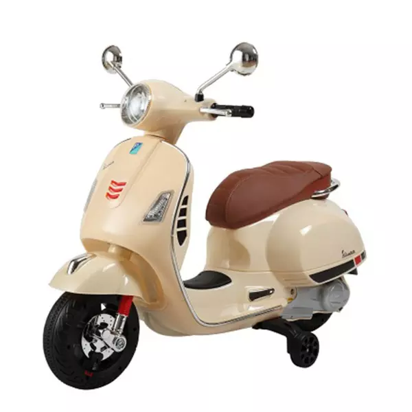 Moto eléctrica Vespa crema