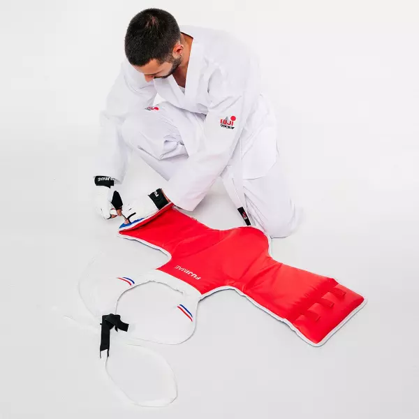 Peto Taekwondo Advantage. L