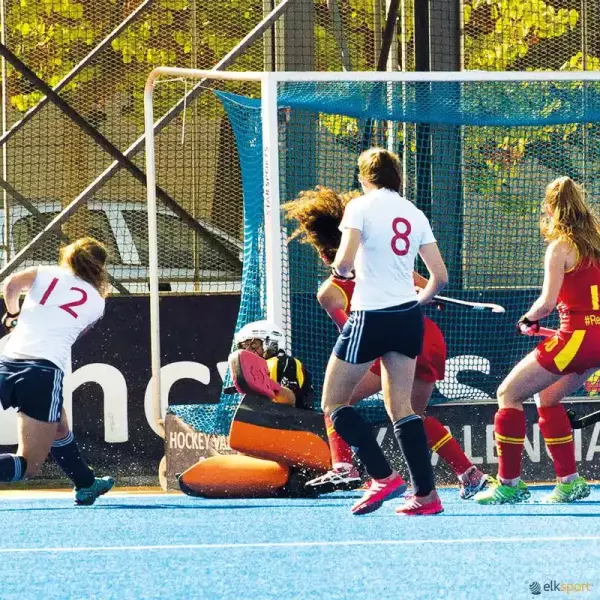 JUEGO 2 REDES HOCKEY HIERBA