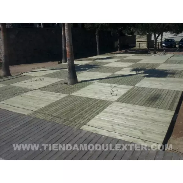 Tarimas de madera con estructura BARES TERRAZAS EXTERIORES