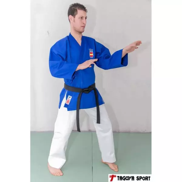 Traje Goshin con bordado.