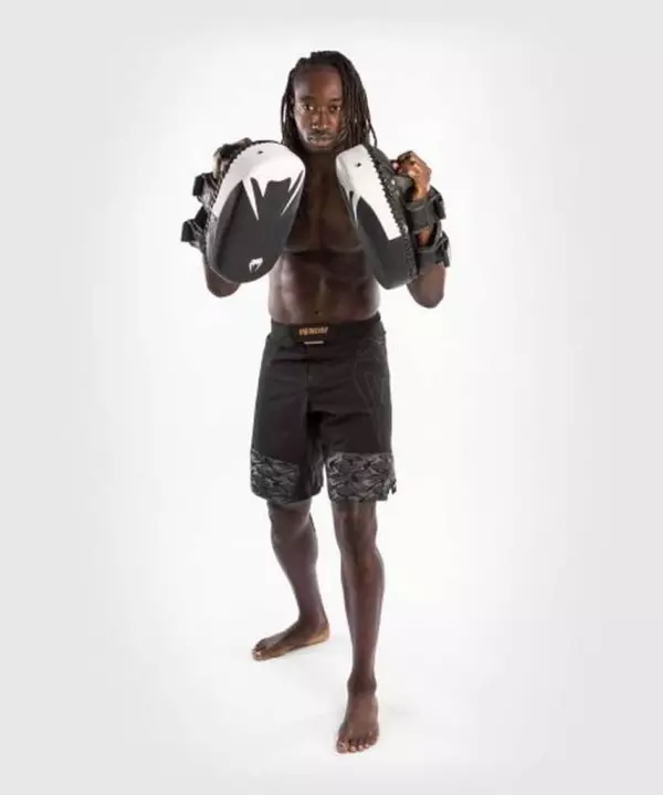 Venum Light Kick Pads Negro-Blanco PAO BOXEO