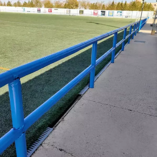 PROTECTORES PARA BARANDILLAS DE CAMPOS DE FÚTBOL