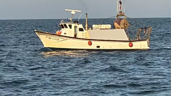 Barco arrastre golfo de cadiz