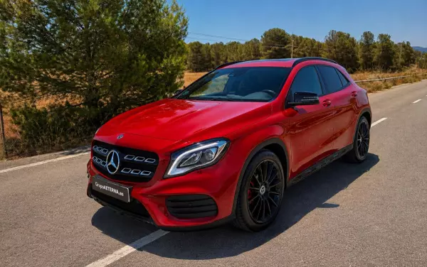 #  MERCEDES-BENZ GLA 180 AMG LINE 7G-DCT | 122 CV |